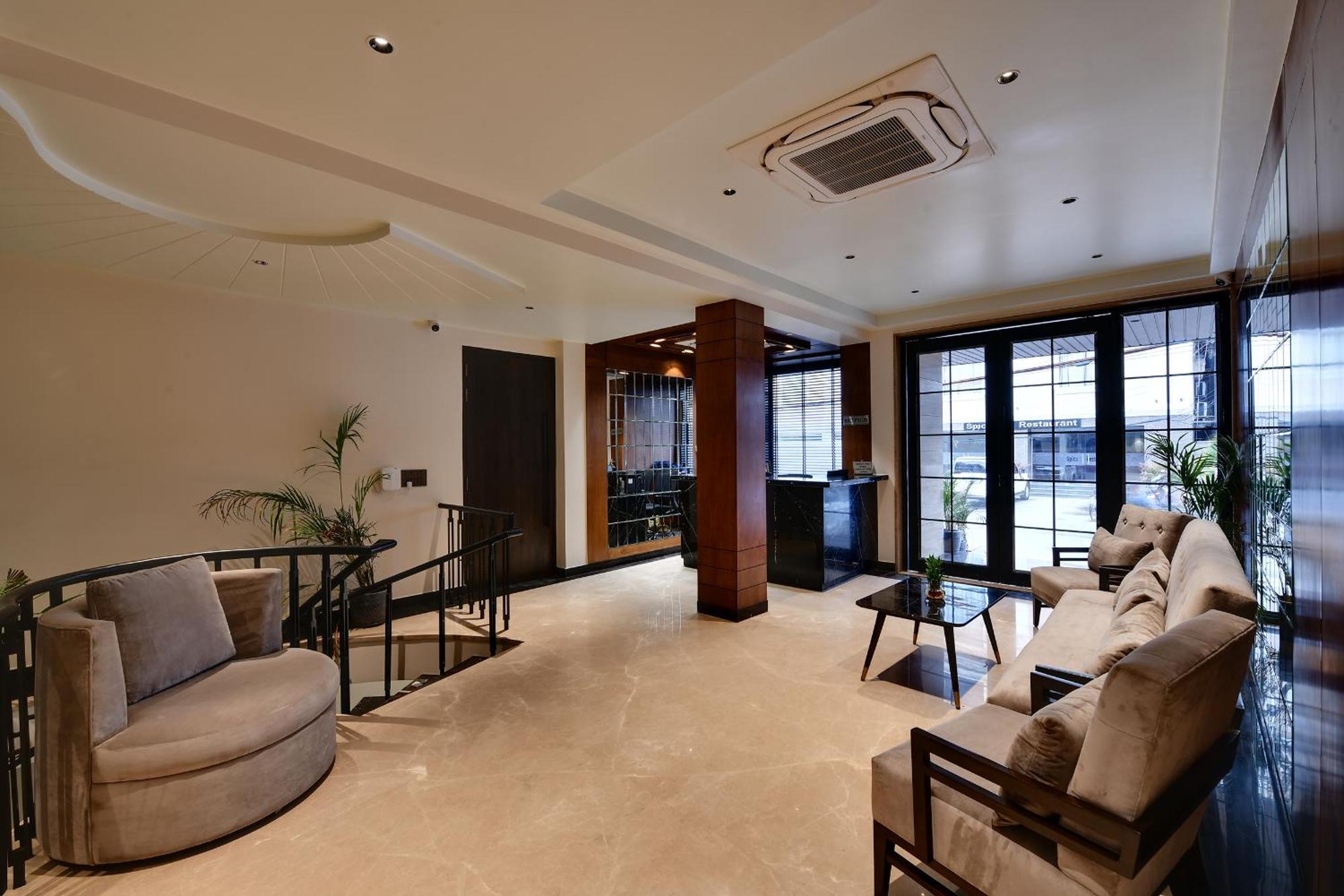 Quality Inn City Centre Варанасі Екстер'єр фото